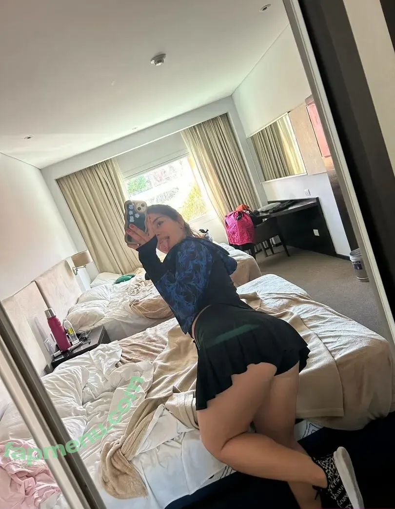 Madison nude photo #0432 (estefi / estrella.latina / madisonalvz / madisonbeer)