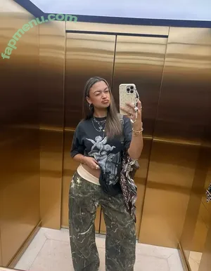 Madison Bailey / madibaileyx / madisonbaileybabe nude photo #0107