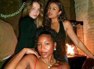 Madison Bailey / madibaileyx / madisonbaileybabe nude photo #0109