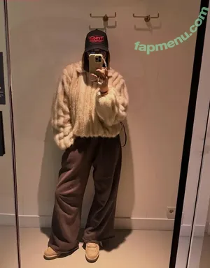 Madison Bailey / madibaileyx / madisonbaileybabe nude photo #0120