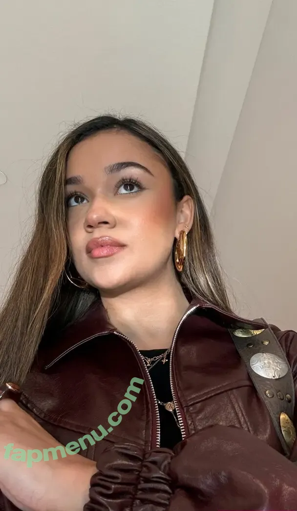 Madison Bailey nude photo #0124 (madibaileyx / madisonbaileybabe)