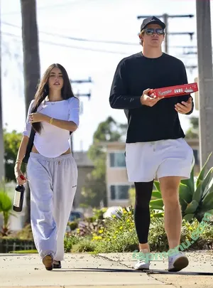 Madison Beer / madisonbeer nude photo #0669