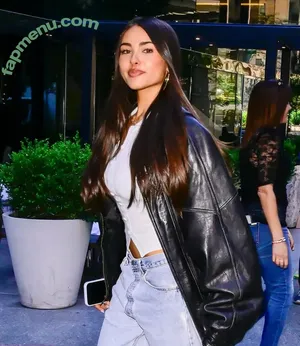 Madison Beer / madisonbeer nude photo #0784