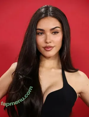 Madison Beer / madisonbeer nude photo #0879