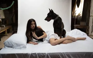 Madison Beer / madisonbeer nude photo #0936