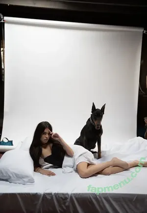 Madison Beer / madisonbeer nude photo #0976