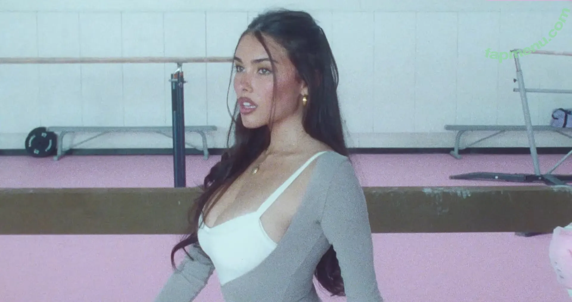 Madison Beer nude photo #0704 (madisonbeer)