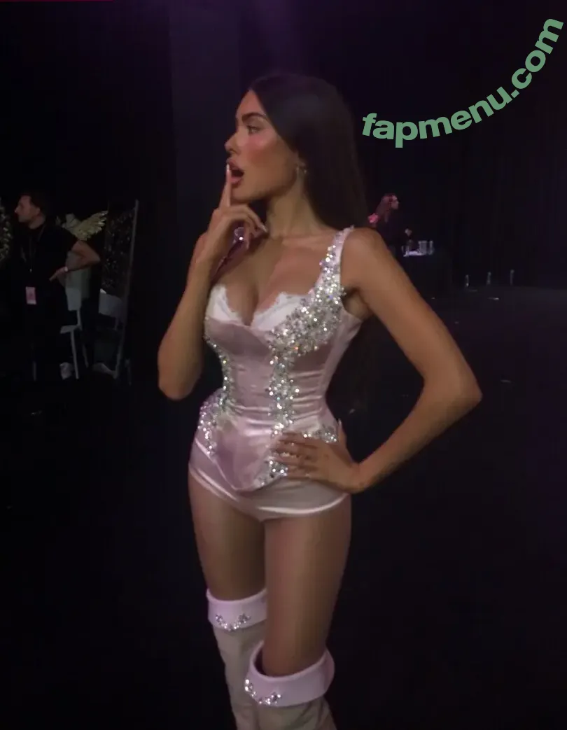 Madison Beer nude photo #0789 (madisonbeer)