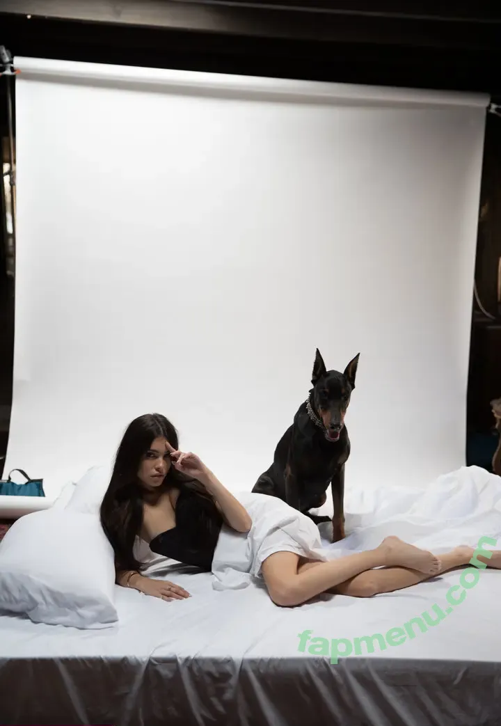 Madison Beer nude photo #0976 (madisonbeer)