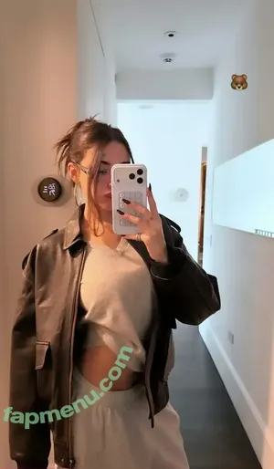 Madison Beer / MadisonBeerMusic / MadisonElleBeer / madisonbeer nude photo #1033