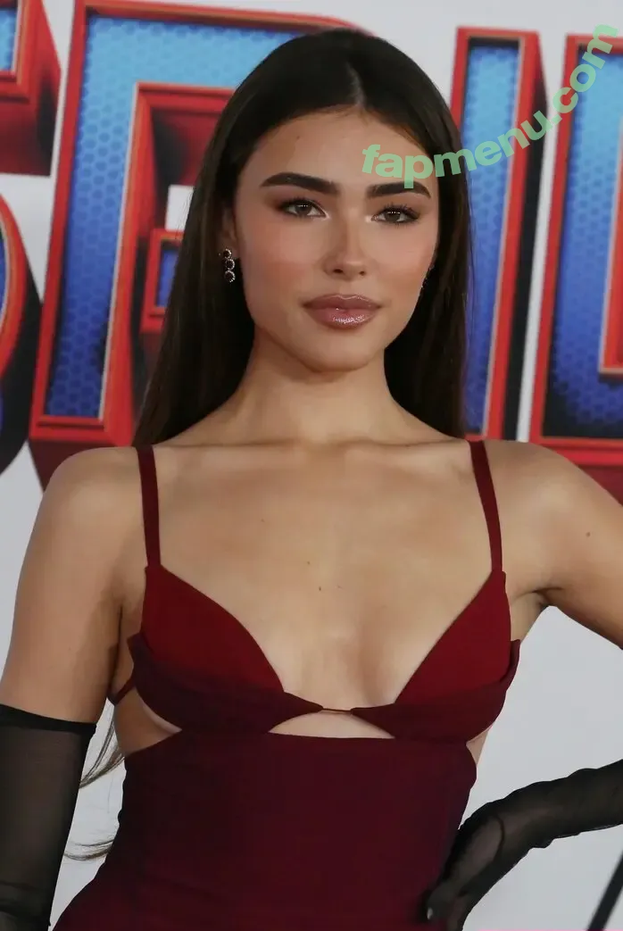 Madison Beer nude photo #1015 (madisonbeer)