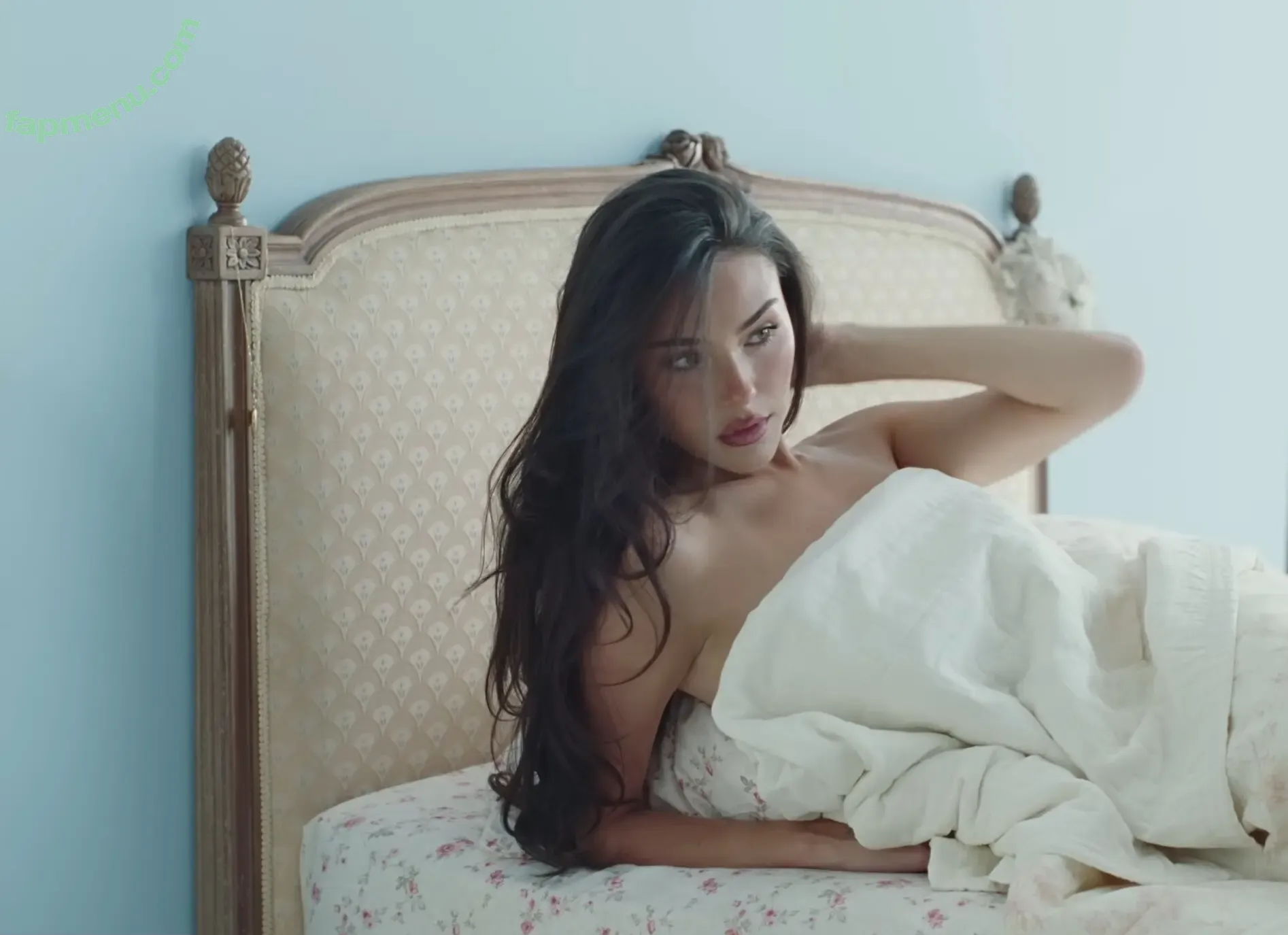 Madison Beer nude photo #1215 (MadisonBeerMusic / MadisonElleBeer / madisonbeer)