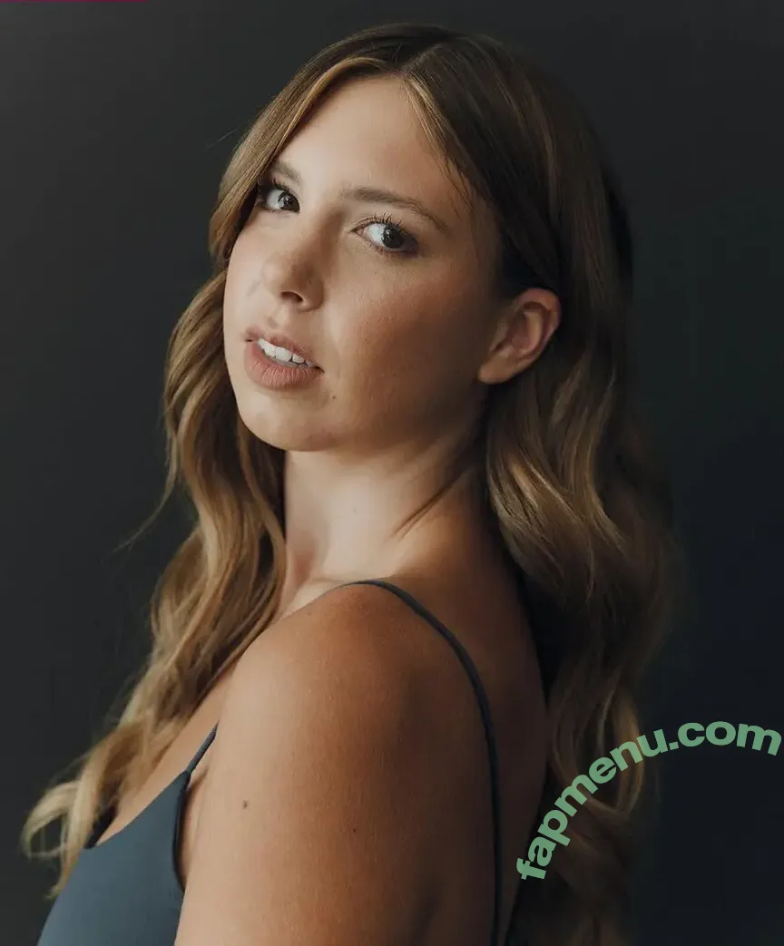 Madison Humphrey nude photo #0002 (humphrey_is_me / madison_humphrey)