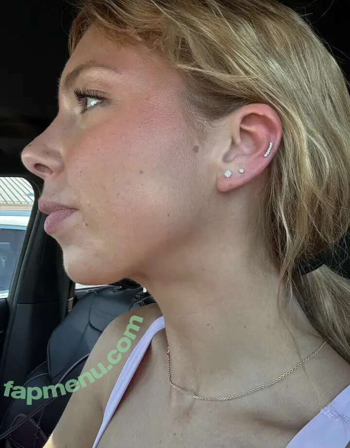Madison Humphrey nude photo #0011 (humphrey_is_me / madison_humphrey)