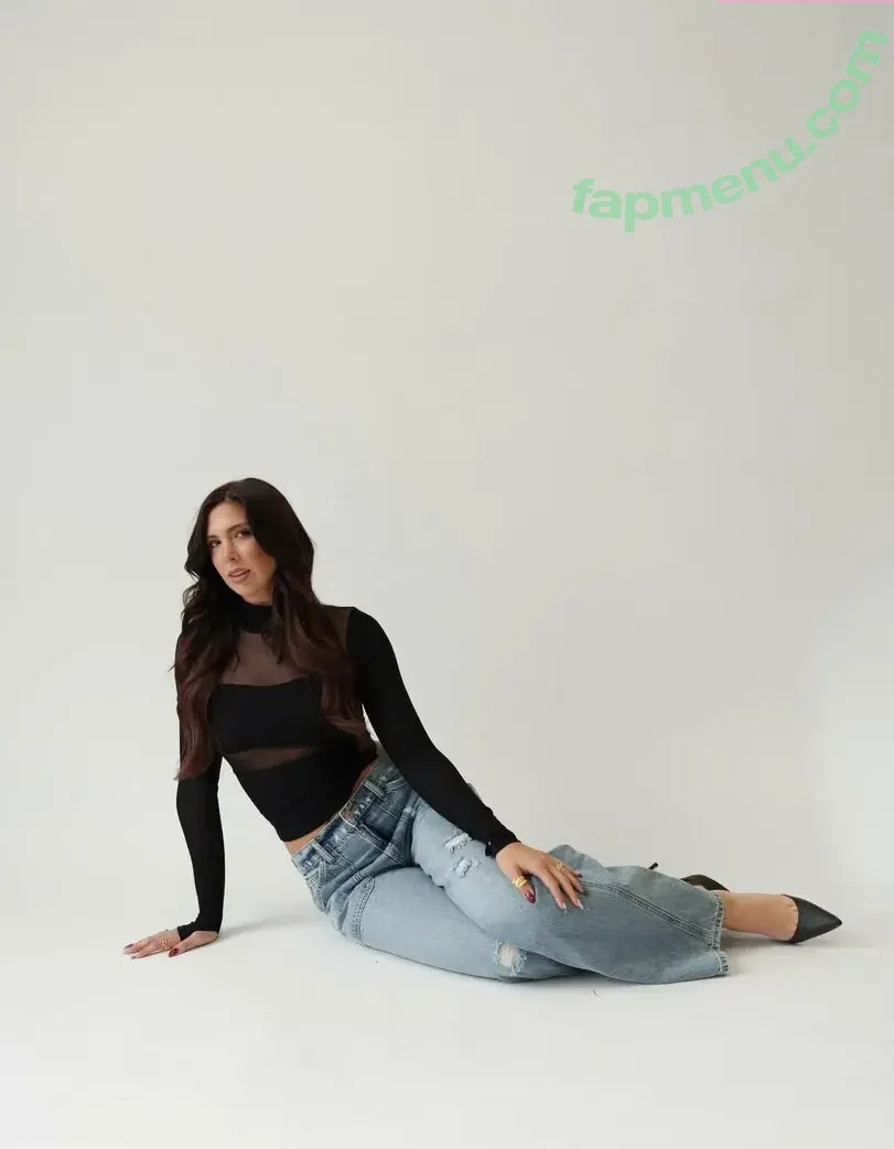 Madison Humphrey nude photo #0083 (humphrey_is_me / madison_humphrey / madisonhumphre)