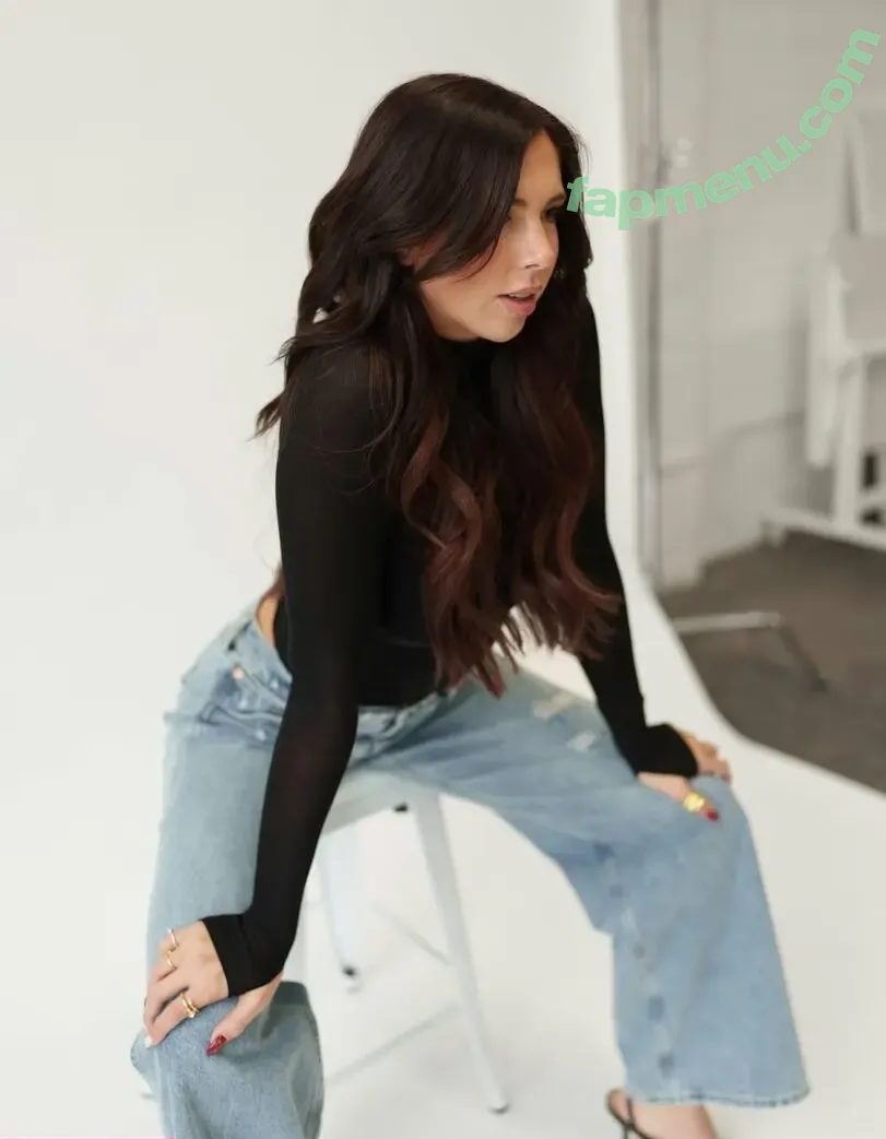 Madison Humphrey nude photo #0086 (humphrey_is_me / madison_humphrey / madisonhumphre)