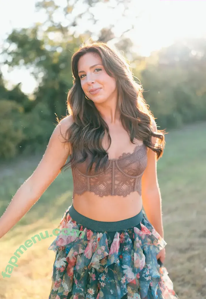 Madison Humphrey nude photo #0099 (humphrey_is_me / madison_humphrey / madisonhumphre)