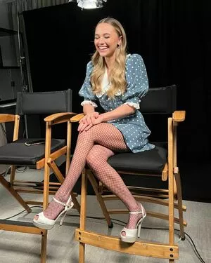 Madison Iseman / Jumanji / itsmsmadi / madisoniseman nude photo #0127