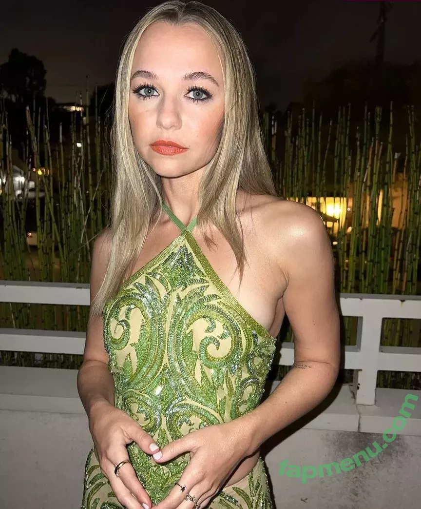 Madison Iseman nude photo #0007 (Jumanji / itsmsmadi / madisoniseman)