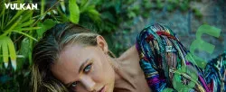 Madison Iseman nude photo #0010 (Jumanji / itsmsmadi / madisoniseman)