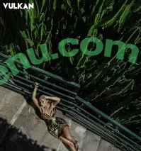 Madison Iseman nude photo #0022 (Jumanji / itsmsmadi / madisoniseman)