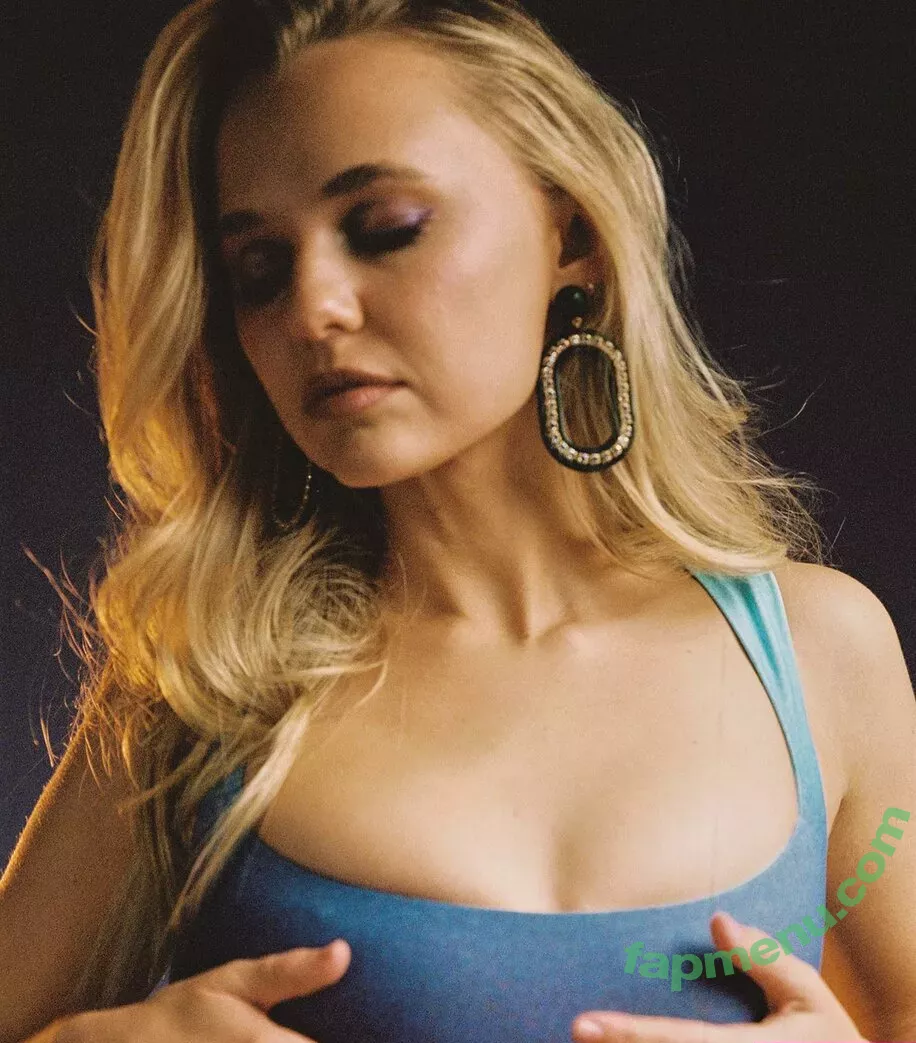 Madison Iseman nude photo #0080 (Jumanji / itsmsmadi / madisoniseman)