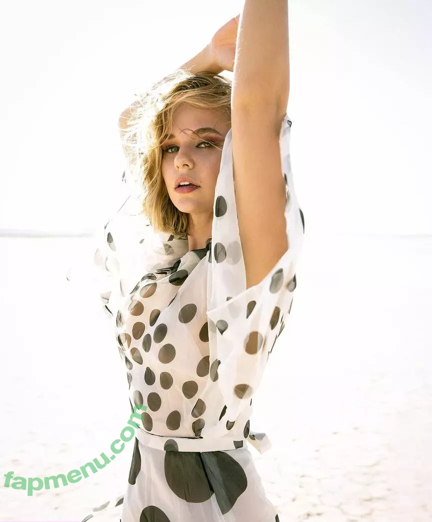 Madison Iseman nude photo #0165 (Jumanji / itsmsmadi / madisoniseman)