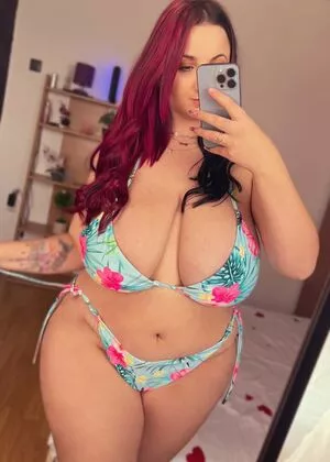 Madison Larra / madisonlarra / many_moods_of_maddie / me_larra nude photo #0110