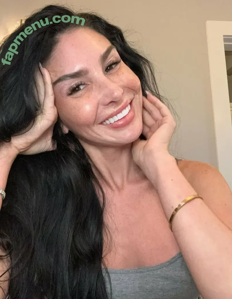 madison_lazz nude photo #0002 (Maddie Lazo / madisonlazz)