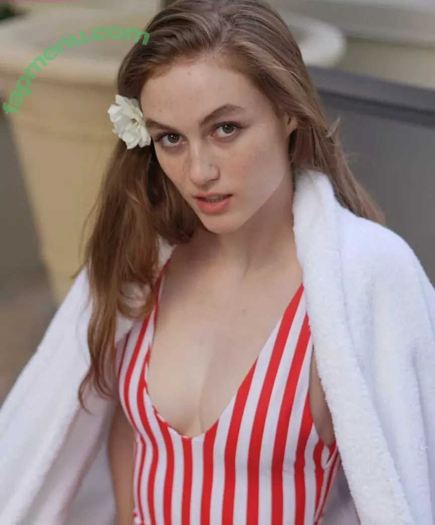 Madison Lintz nude photo #0062 (madisonlintz)