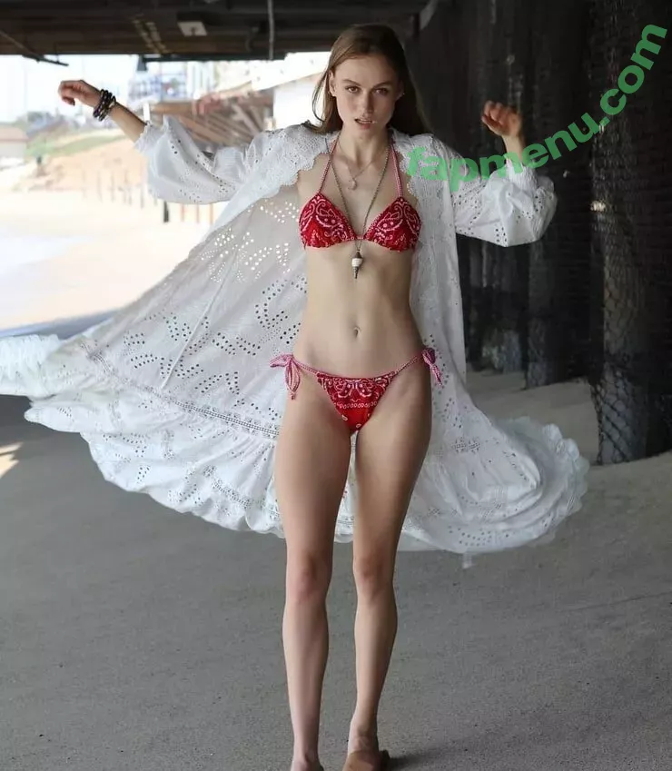 Madison Lintz nude photo #0185 (madisonlintz)