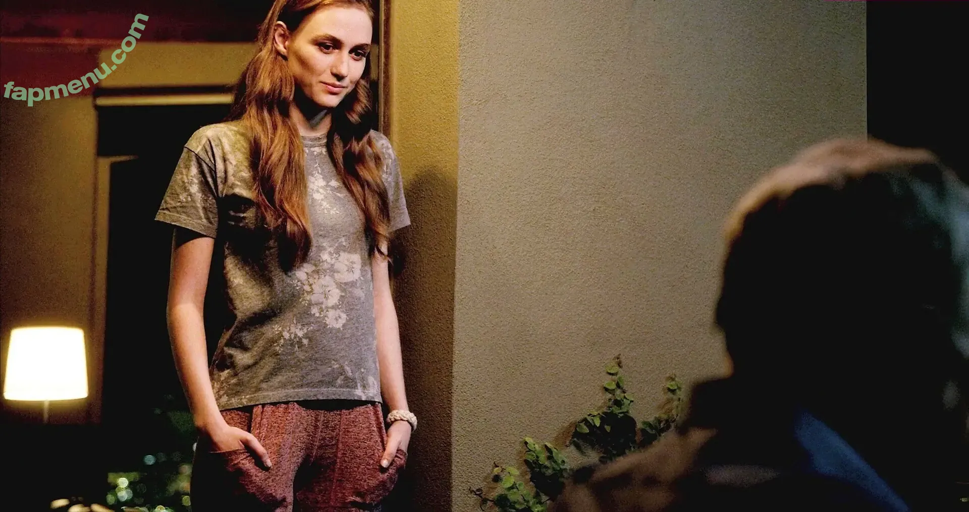 Madison Lintz nude photo #0219 (madisonlintz)