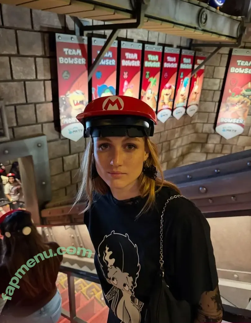 Madison Lintz nude photo #0247 (madisonlintz)