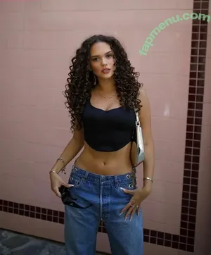 Madison Pettis / madisonpettis nude photo #0505