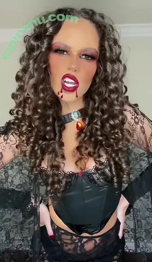 Madison Pettis / madisonpettis nude photo #0623