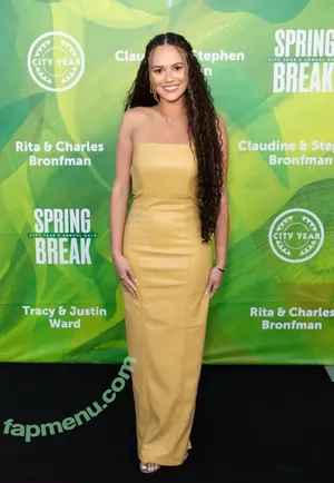 Madison Pettis / madisonpettis nude photo #0743