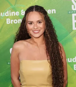 Madison Pettis / madisonpettis nude photo #0752