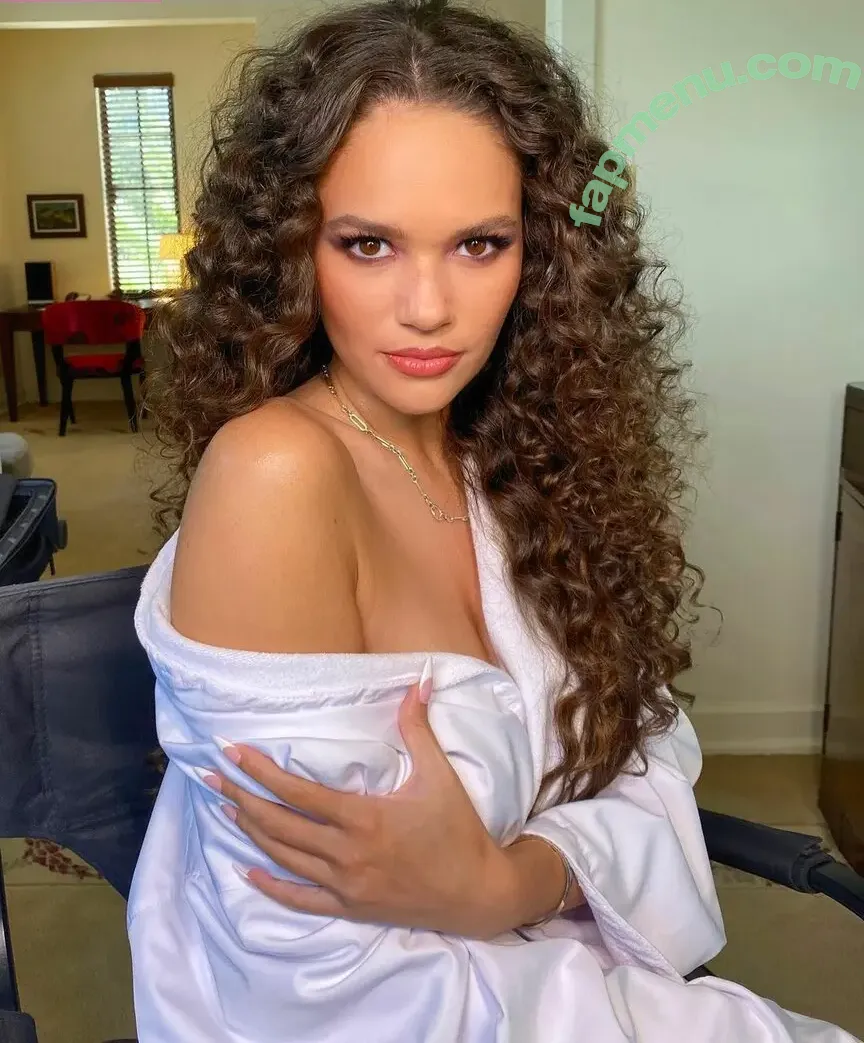 Madison Pettis nude photo #0089 (madisonpettis)