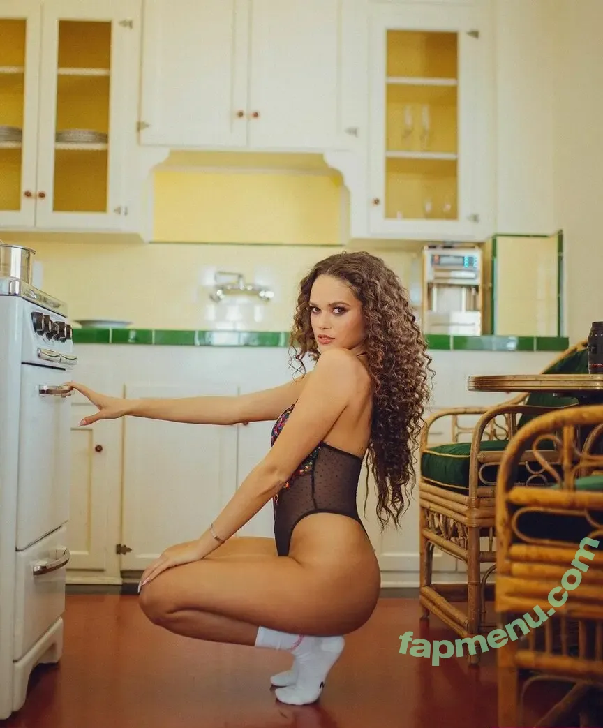 Madison Pettis nude photo #0093 (madisonpettis)
