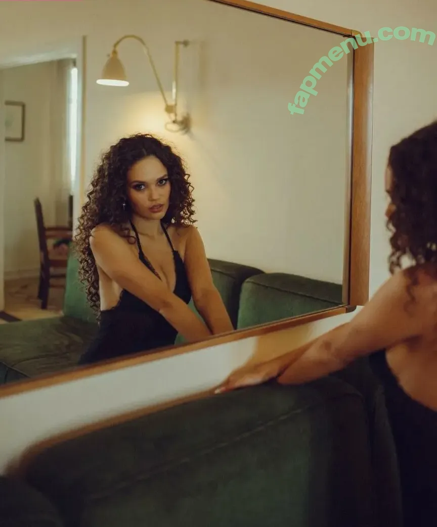 Madison Pettis nude photo #0099 (madisonpettis)