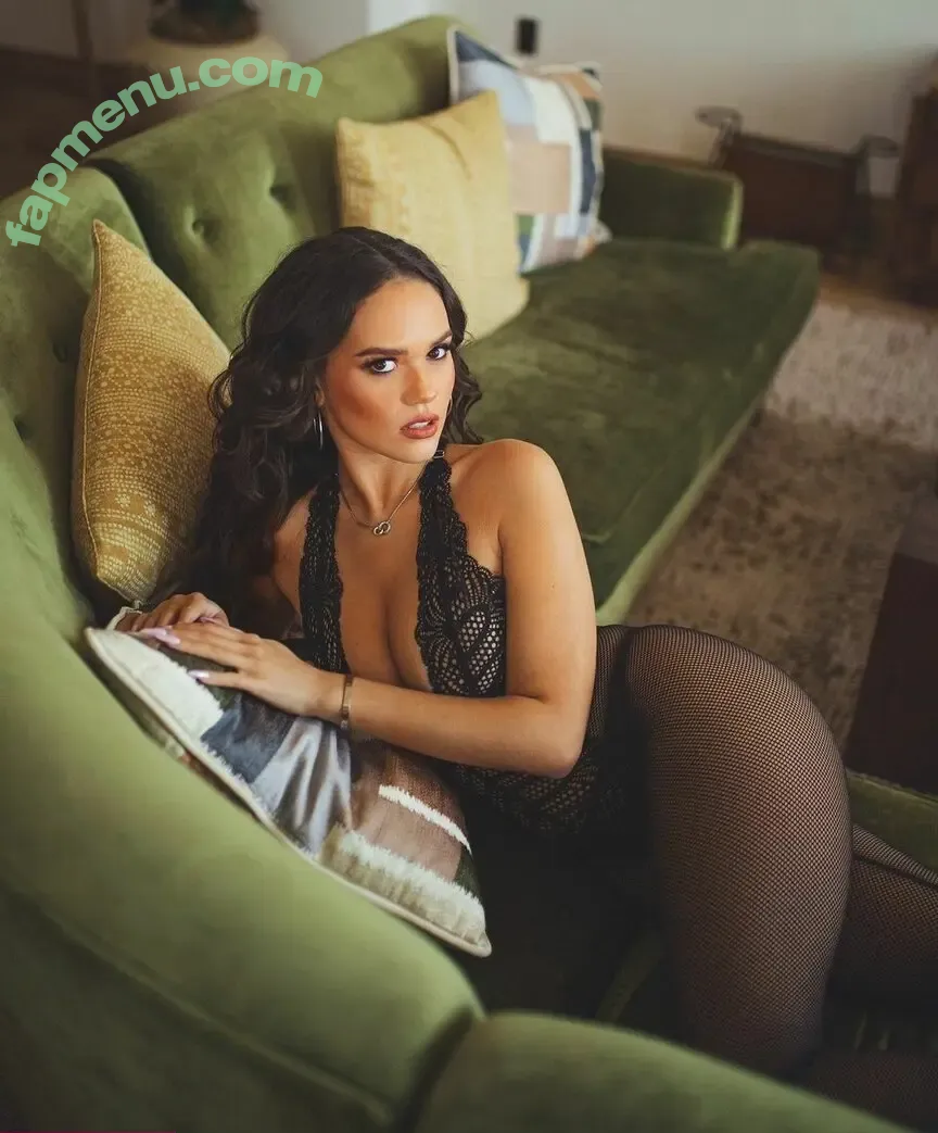 Madison Pettis nude photo #0211 (madisonpettis)