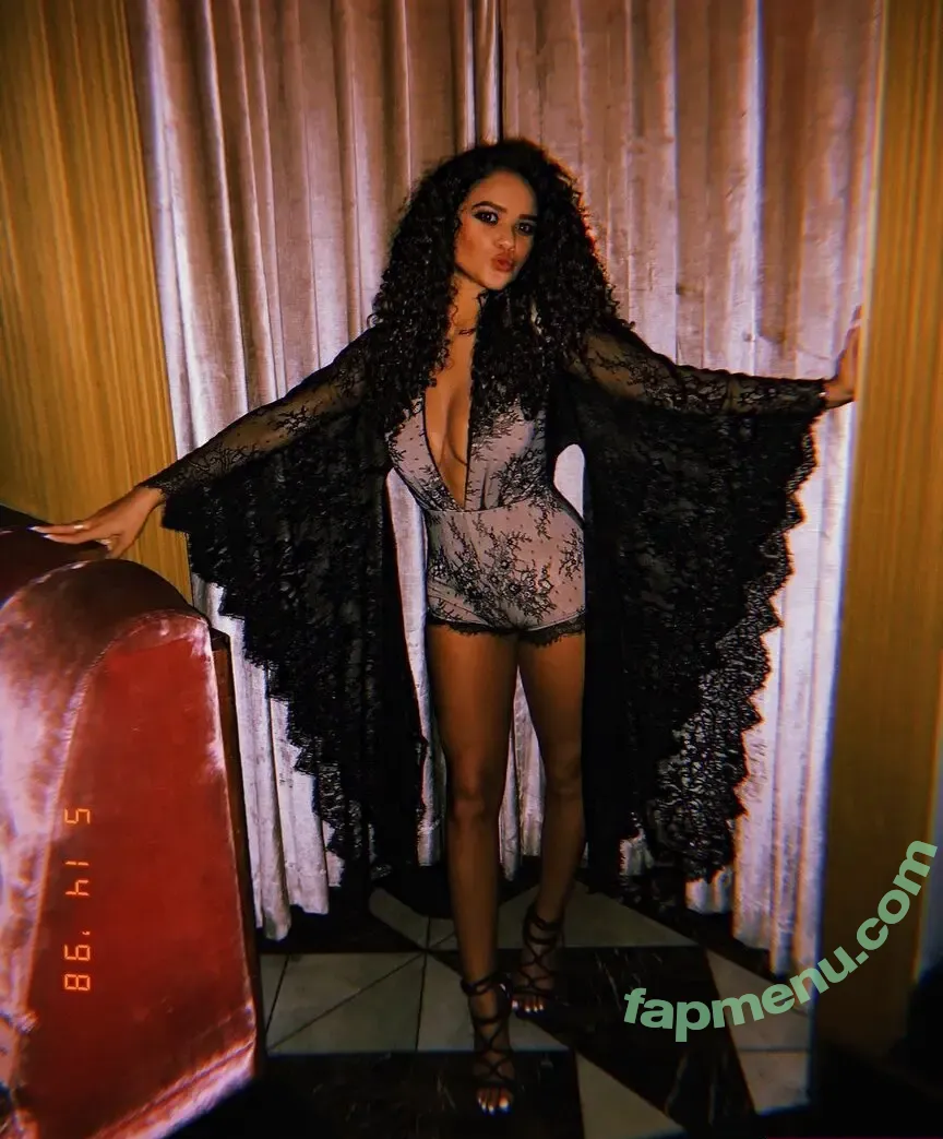 Madison Pettis nude photo #0279 (madisonpettis)