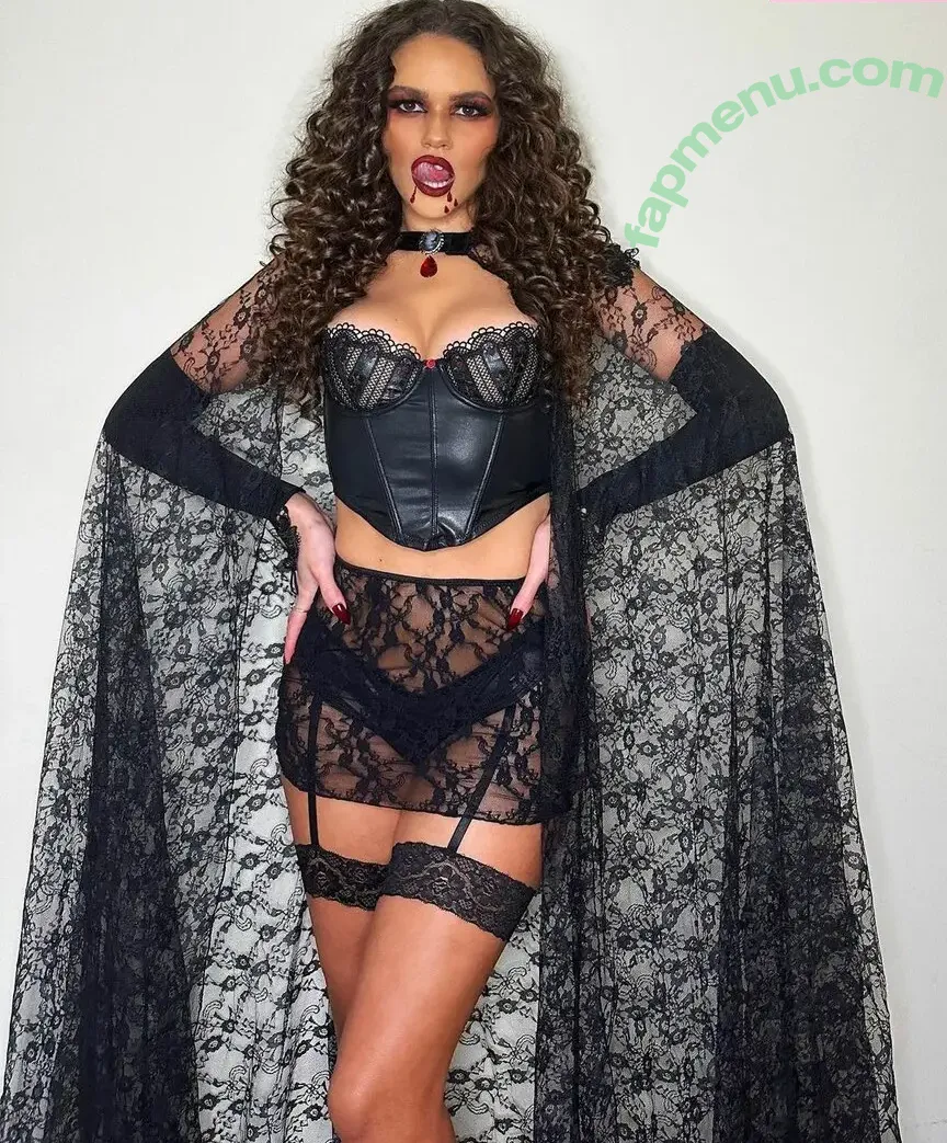 Madison Pettis nude photo #0299 (madisonpettis)