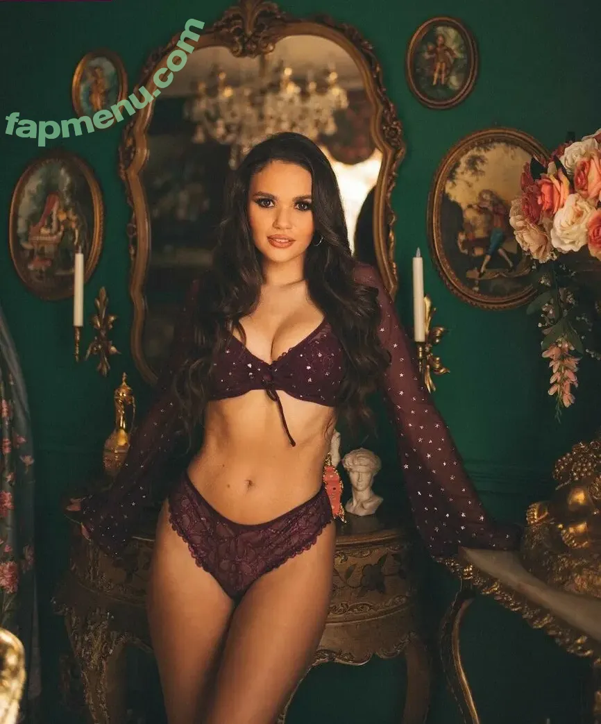 Madison Pettis nude photo #0344 (madisonpettis)