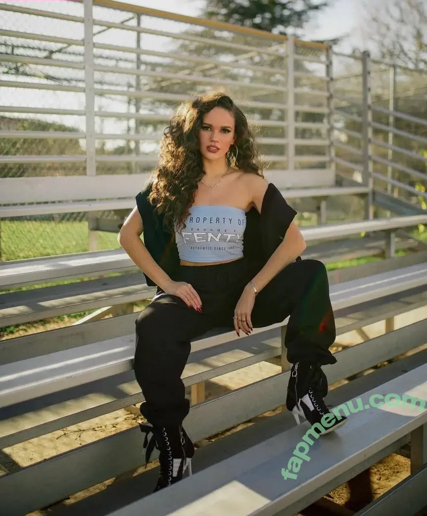 Madison Pettis nude photo #0350 (madisonpettis)