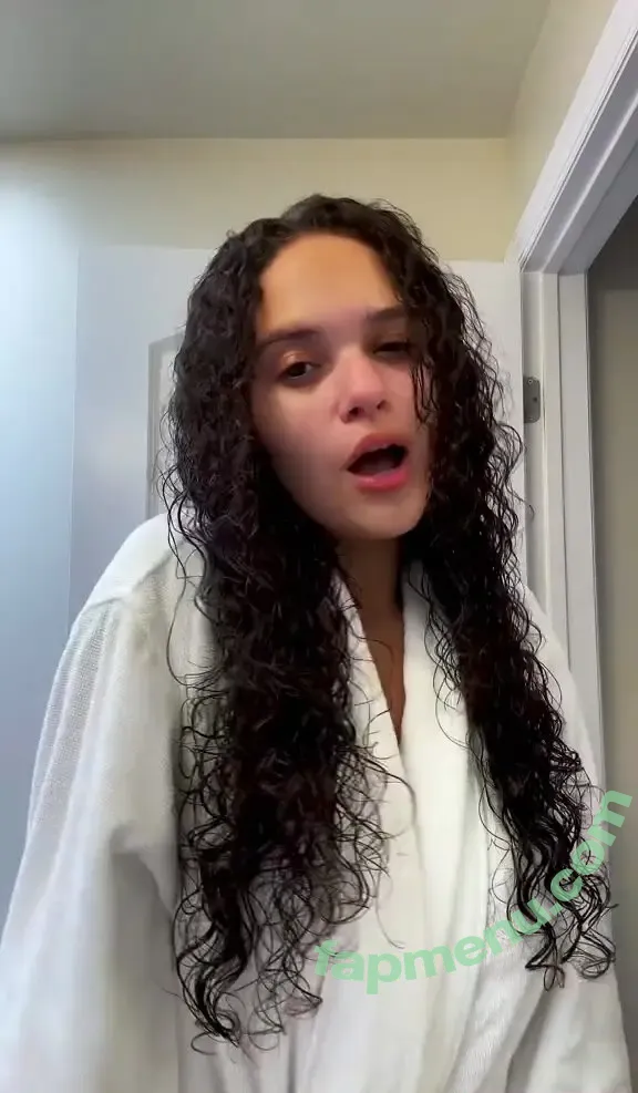 Madison Pettis nude photo #0609 (madisonpettis)