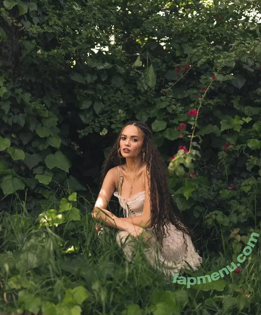 Madison Pettis nude photo #0762 (madisonpettis)