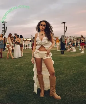 Madison Pettis / madisonpettis nude photo #1014