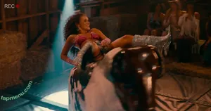 Madison Pettis / madisonpettis nude photo #1100