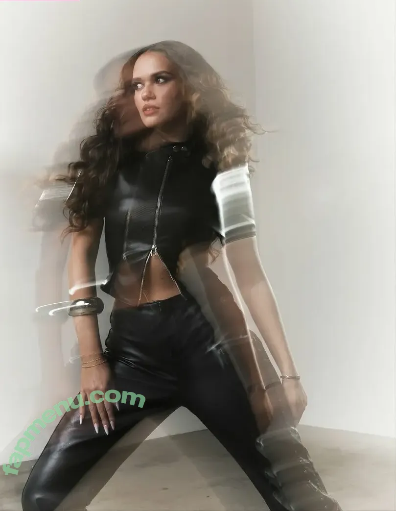 Madison Pettis nude photo #1141 (madisonpettis)